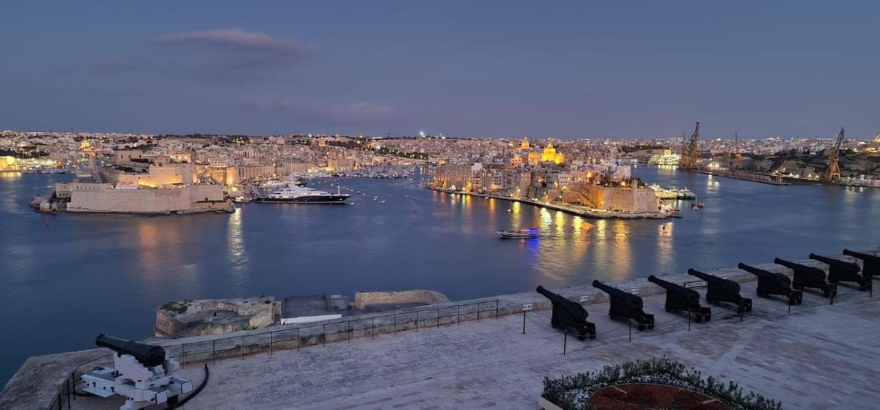 Valletta Harbour View Apartment Exterior photo
